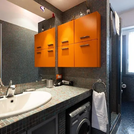 Apartment Rembrandt 27 *
